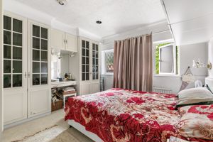 Photo 25- click for photo gallery